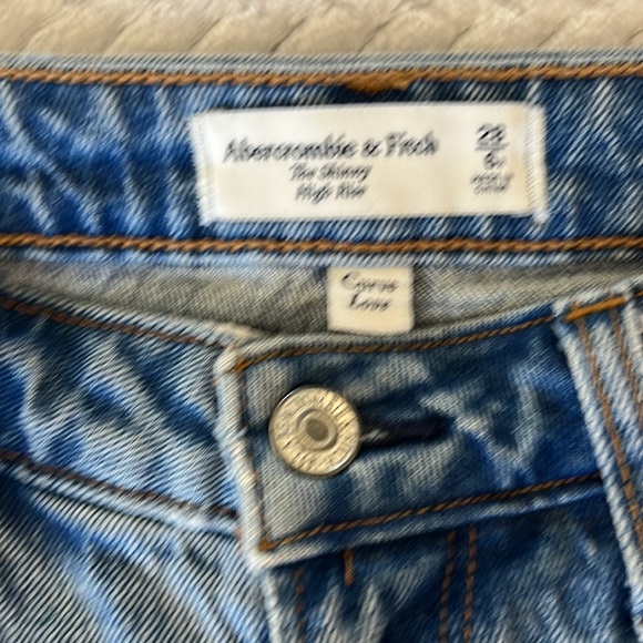 Abercrombie &Fitch The Skinny High rise Curve Love jeans - Picture 3 of 12